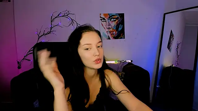 eva smiith  online show from November 7, 6:52 am