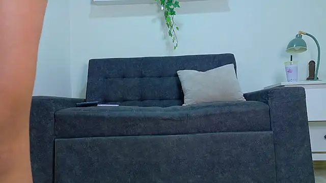 RiriiBrunette   online show from July 10, 7:36 pm