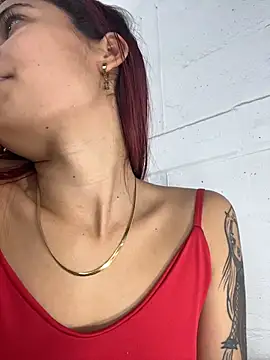 amber sparkle online show from July 26, 3:09 pm