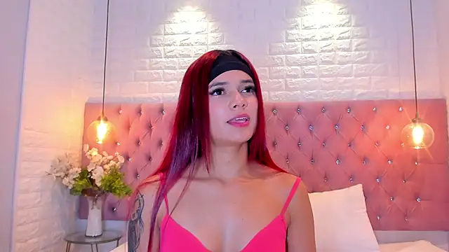 amber sparkle online show from January 16, 12:45 pm