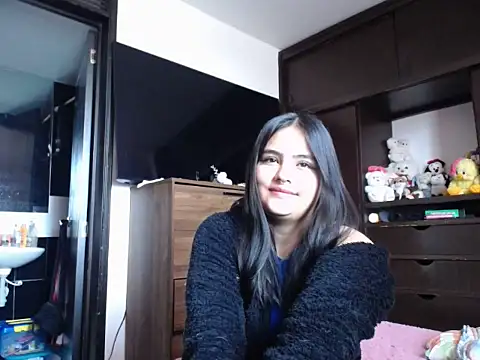 moly 777 online show from October 15, 5:48 pm