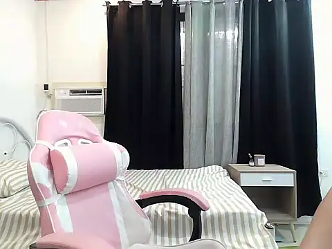 Wetmedaddyxxx online show from May 2, 1:42 am