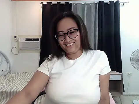 Wetmedaddyxxx online show from June 13, 12:46 pm