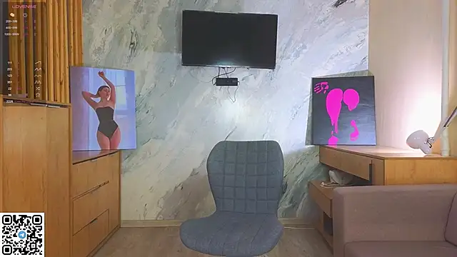 miss bubbles  online show from November 30, 12:37 am