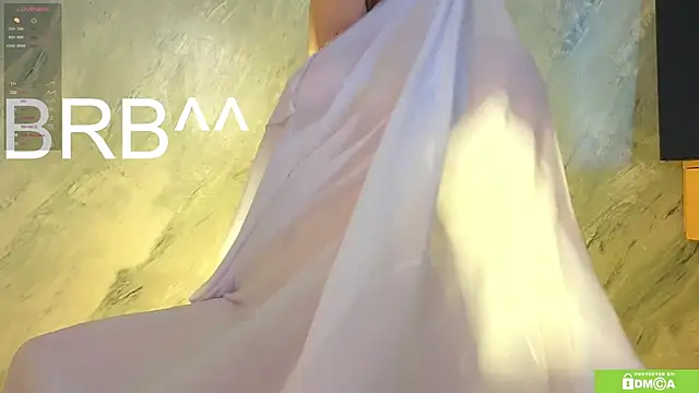 miss bubbles  online show from February 8, 12:25 am