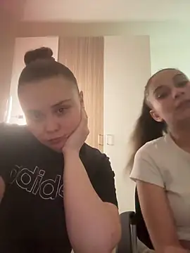 FemmeAffair online show from March 14, 12:11 am