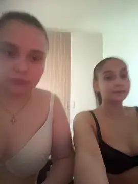 FemmeAffair online show from March 4, 10:16 pm