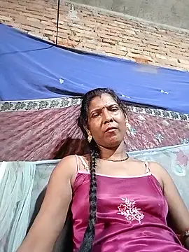 Savita992 online show from June 18, 9:14 am