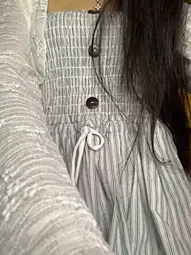 Nhinhi18 online show from March 5, 4:36 pm