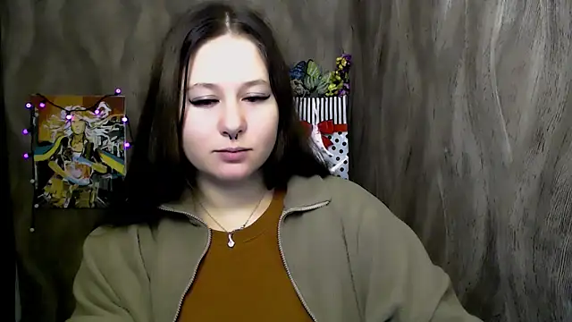 Linda S  online show from December 4, 1:02 pm