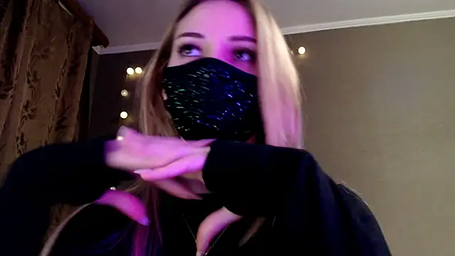 Iris lave online show from February 5, 6:00 pm