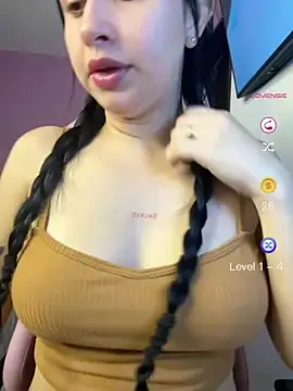 lucy grey25 online show from July 22, 5:58 pm