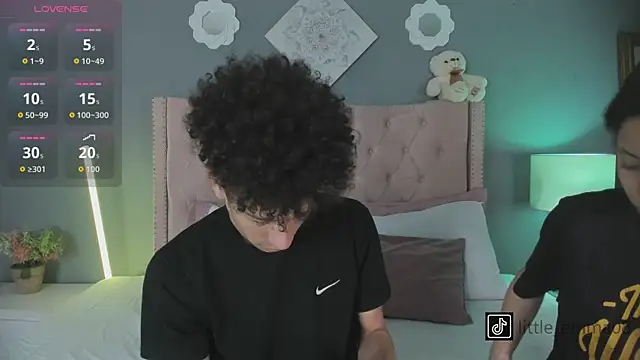 Joe And Emma online show from October 18, 10:22 pm