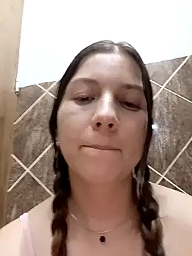 Arianna Moss online show from November 6, 2:50 am