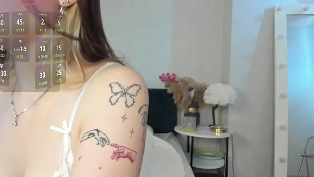 Snapshot of Kati_Li chatting on September 15, 9:50 am Kati Li online show from September 15, 9:50 am