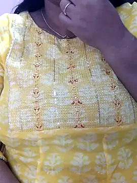 lathikaqueentamil online show from October 14, 4:09 pm