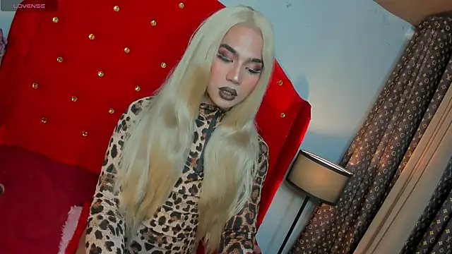 SexGoddess Seraphina online show from September 17, 11:19 am