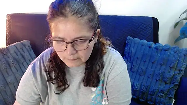 Linda banks  online show from June 16, 2:01 am