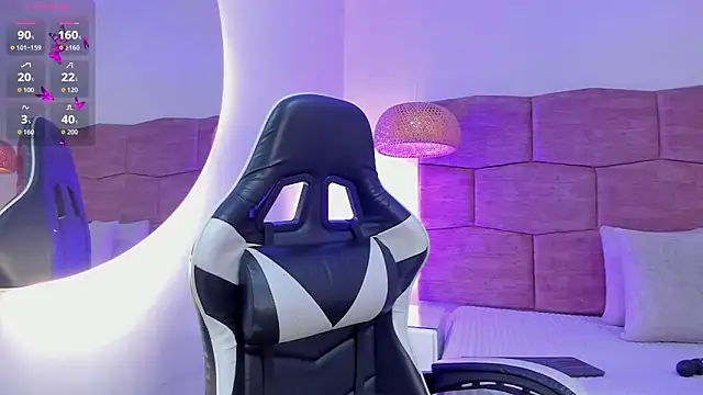 dani velvet online show from October 31, 4:36 am