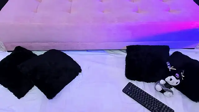 Rose 72 online show from June 8, 1:28 am