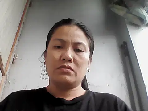 Uniquebeauty32 online show from July 12, 12:22 am