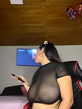 Snapshot of Alina0 chatting on September 17, 9:02 pm Alina0 online show from September 17, 9:02 pm