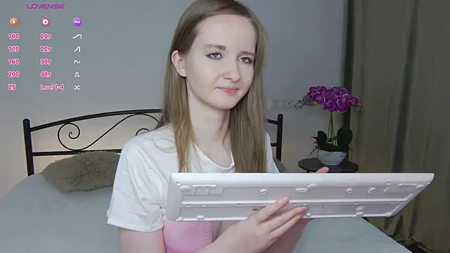 AlexsisFaee online show from July 9, 9:06 pm