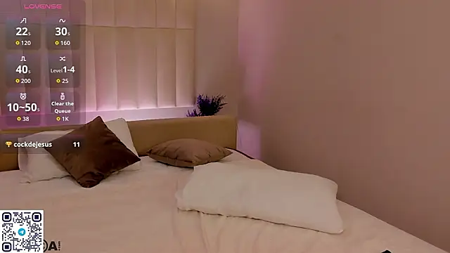 MalvinaDream online show from February 4, 6:49 am