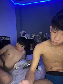 Kailertwink online show from June 18, 8:58 pm
