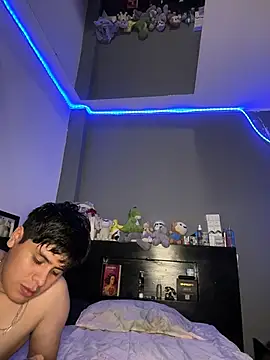 Kailertwink online show from July 12, 4:35 am