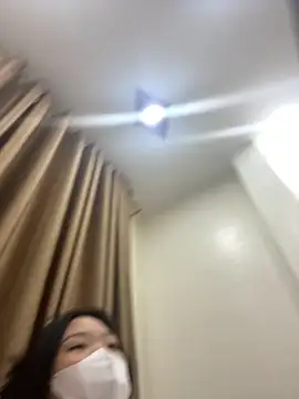 Snapshot of Thuylinh05 chatting on September 15, 12:02 pm Thuylinh05 online show from September 15, 12:02 pm