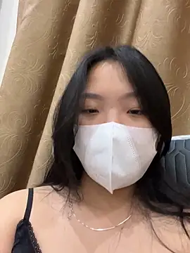 Snapshot of Thuylinh05 chatting on September 25, 5:55 pm Thuylinh05 online show from September 25, 5:55 pm