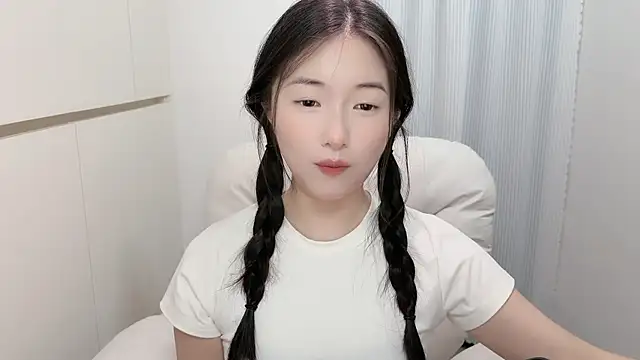 Rosalind xixi online show from July 7, 7:23 am