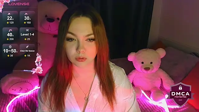 ApheliaDream  online show from September 29, 5:29 pm