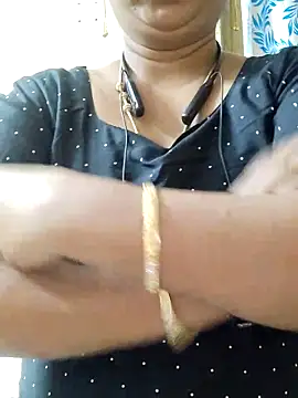 yelmaji91 online show from December 17, 2:21 pm