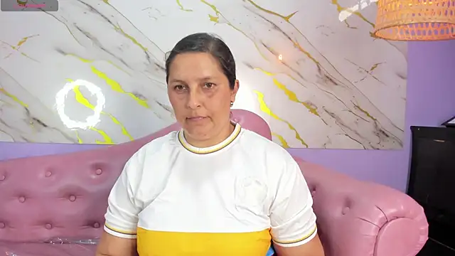 KikaDuque online show from June 7, 7:53 pm