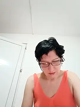 Snapshot of Vera_Elle chatting on October 14, 5:59 pm Vera Elle online show from October 14, 5:59 pm