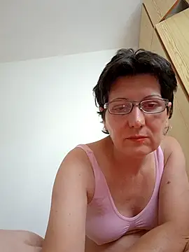 Vera Elle online show from July 6, 3:03 pm