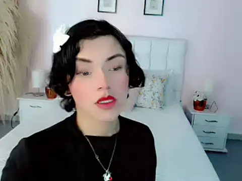 nathalialoes1 online show from October 12, 8:22 pm