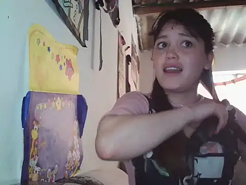 Snapshot of chanito_1421 chatting on September 19, 3:33 pm chanito 1421 online show from September 19, 3:33 pm