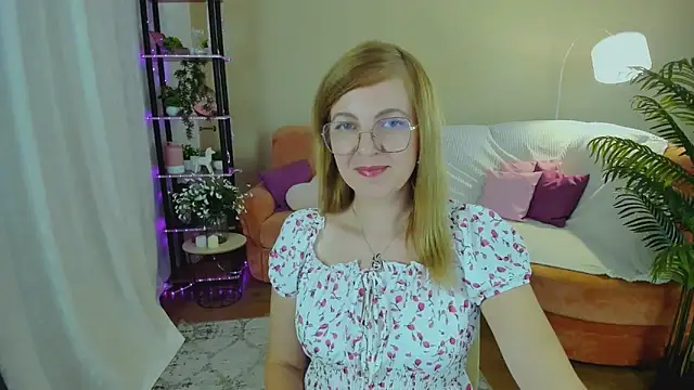 YourUniverser online show from September 9, 3:34 pm