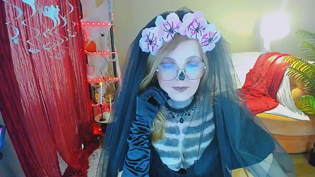 YourUniverser online show from October 31, 9:46 am