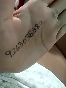 nainakumari02 online show from September 12, 4:46 am