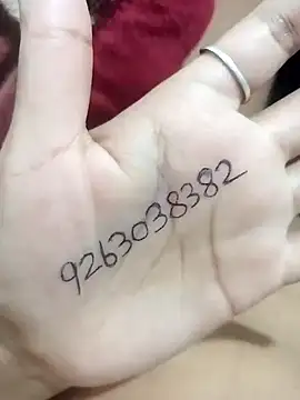 nainakumari02 online show from October 13, 7:33 am