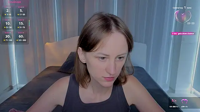 Snapshot of LuluChiiii chatting on September 12, 10:45 am LuluChiiii online show from September 12, 10:45 am