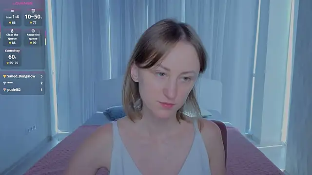 Snapshot of LuluChiiii chatting on September 23, 10:46 am LuluChiiii online show from September 23, 10:46 am
