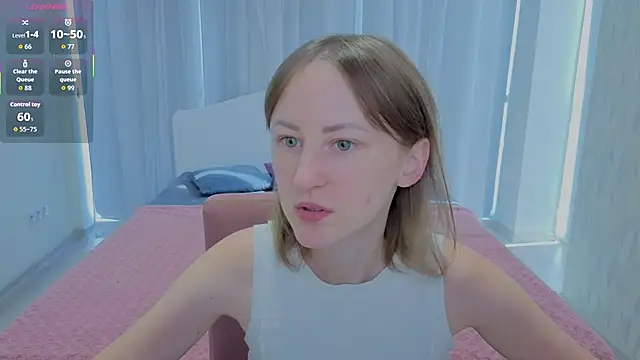 Snapshot of LuluChiiii chatting on September 21, 10:36 am LuluChiiii online show from September 21, 10:36 am