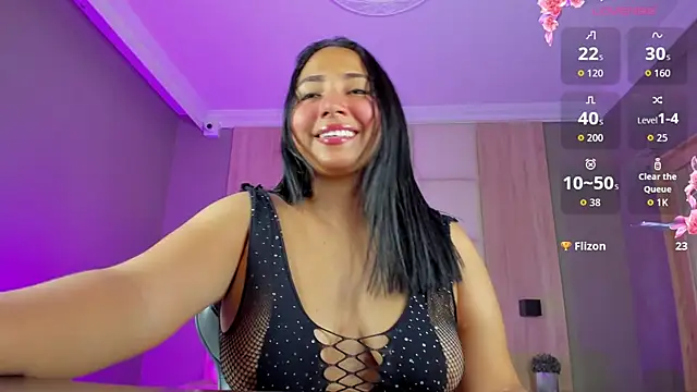 luccia smith online show from July 10, 8:48 am