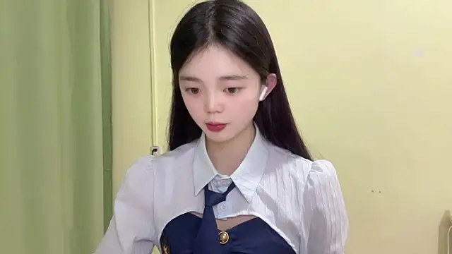 Nicole-13 online show from February 5, 1:58 pm