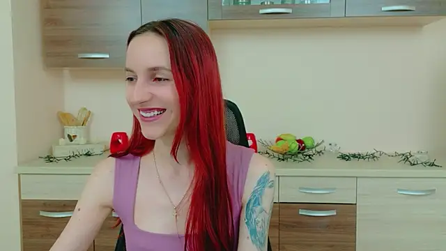 Julia Jae online show from May 1, 5:32 am